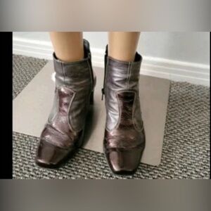 Elegant Brown Ankle Boots